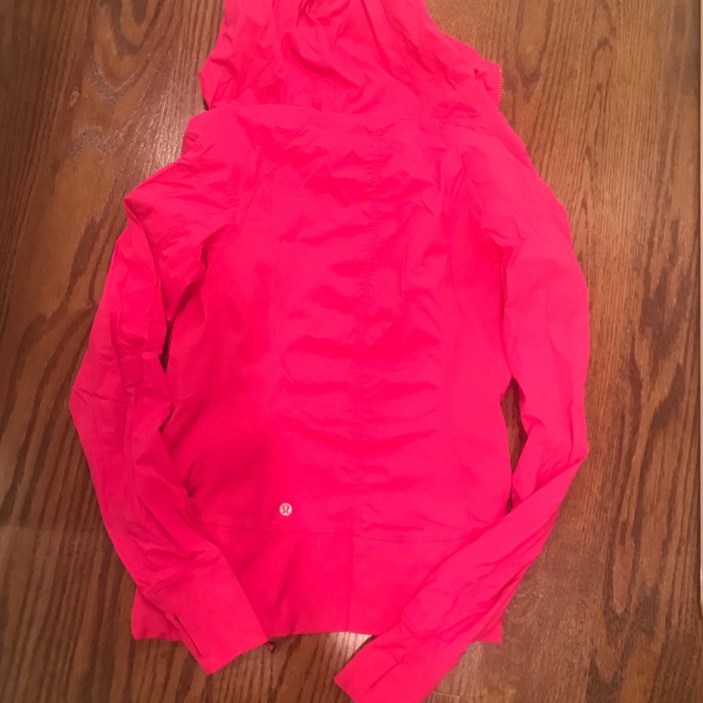 Lululemon jacket - Picture 2 of 2